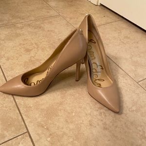 Sam Edelman Nude Pumps